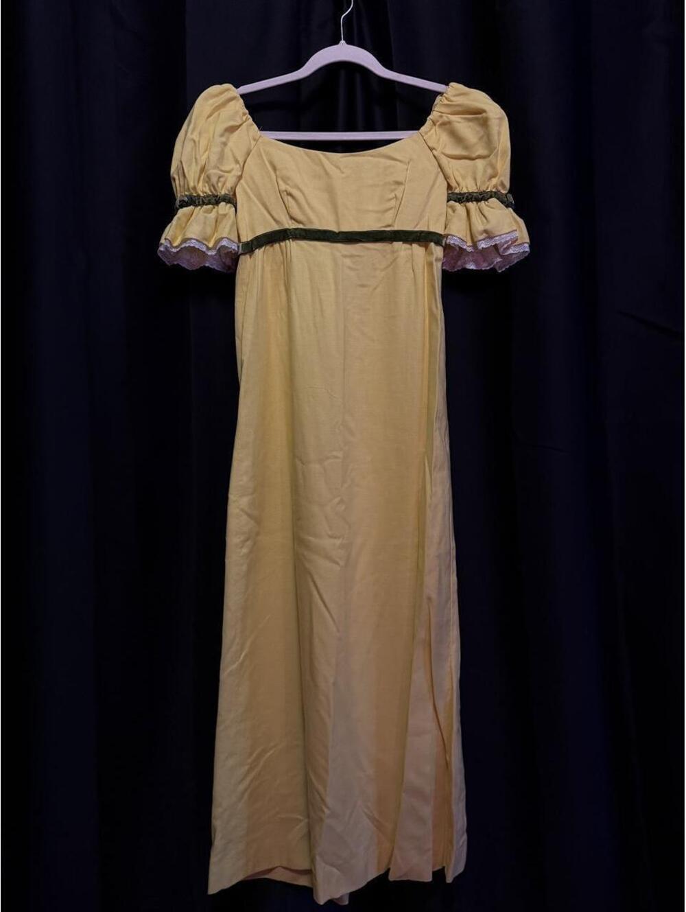 Vintage American Women's Yellow Dress
